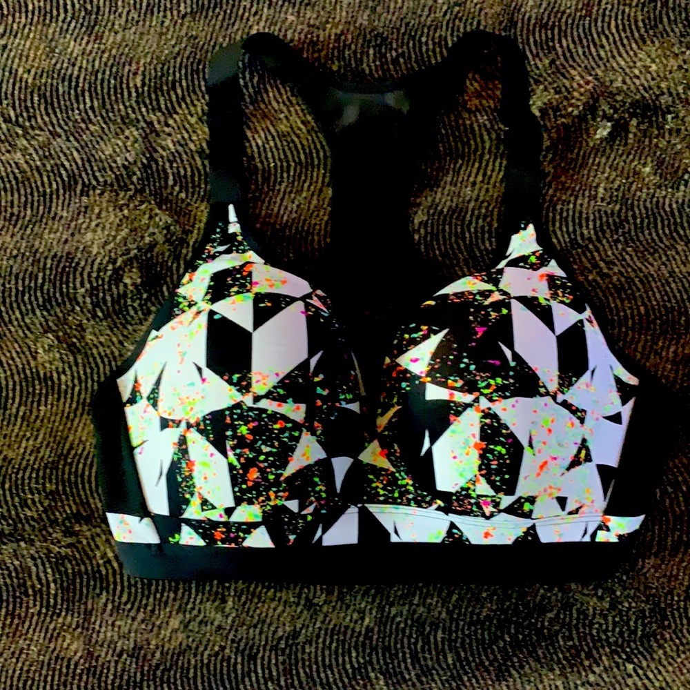 Victoria’s Secret sport bra